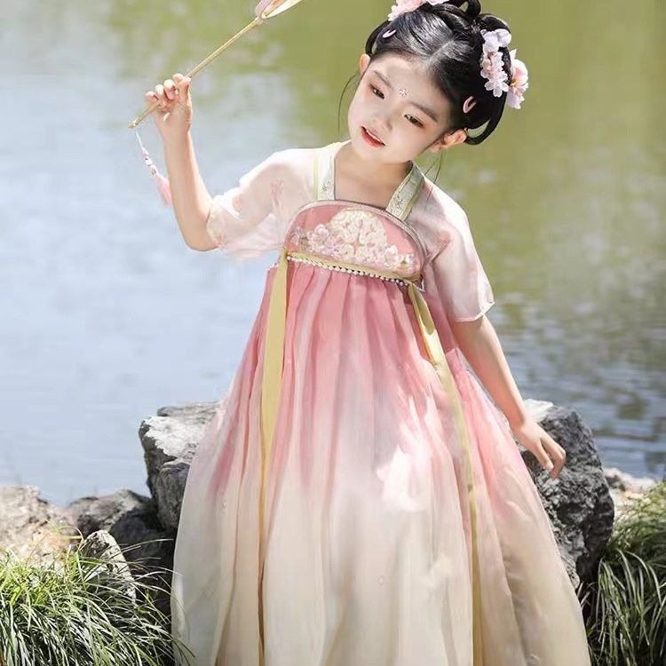 Kids-Hanfu-from-China-13