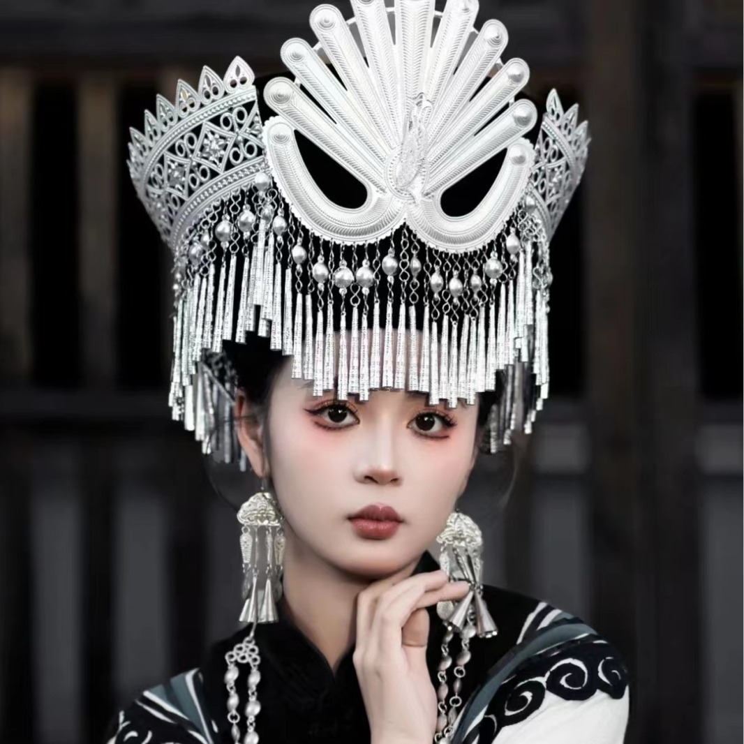 The Miao Head Jewelry Head Props Silver Headwear Adult Head Jewelry Yunnan Headwear Jewelry - Image 4